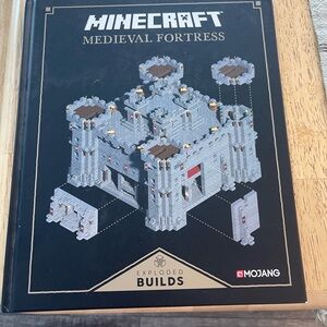 Minecraft Medieval Fortress Book by Mojang - Black Cover